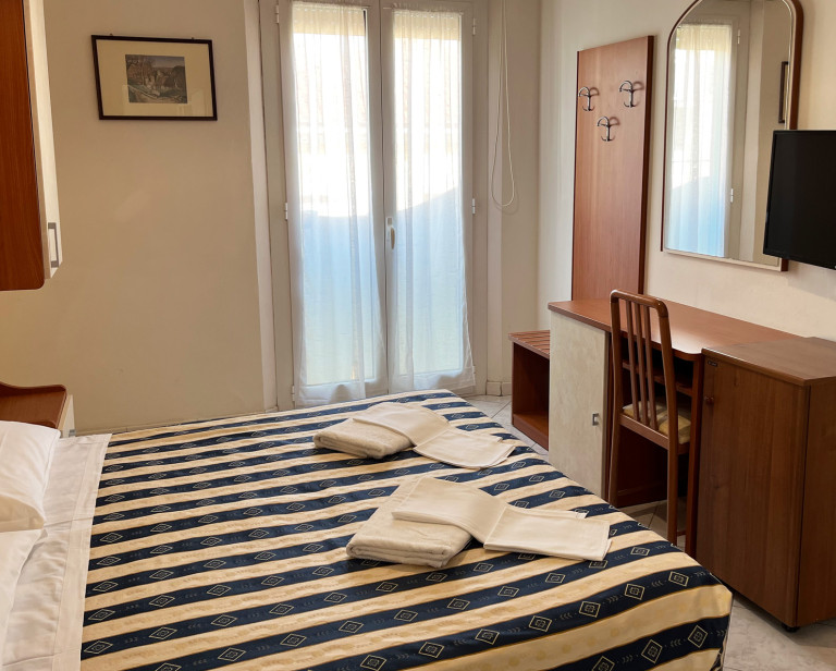 media.Slide_Camere_2Hotel_Serena_GatteoMare