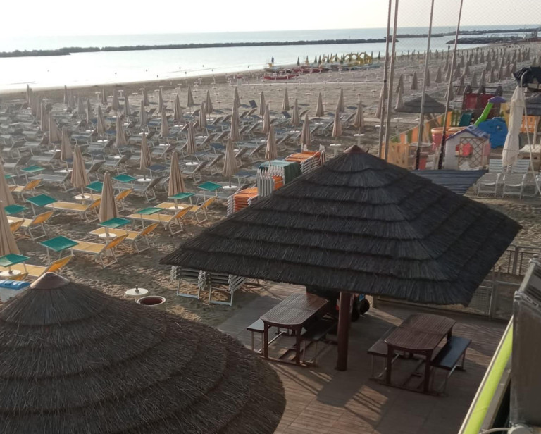 media.Slide_Spiaggia_4Hotel_Serena_GatteoMare